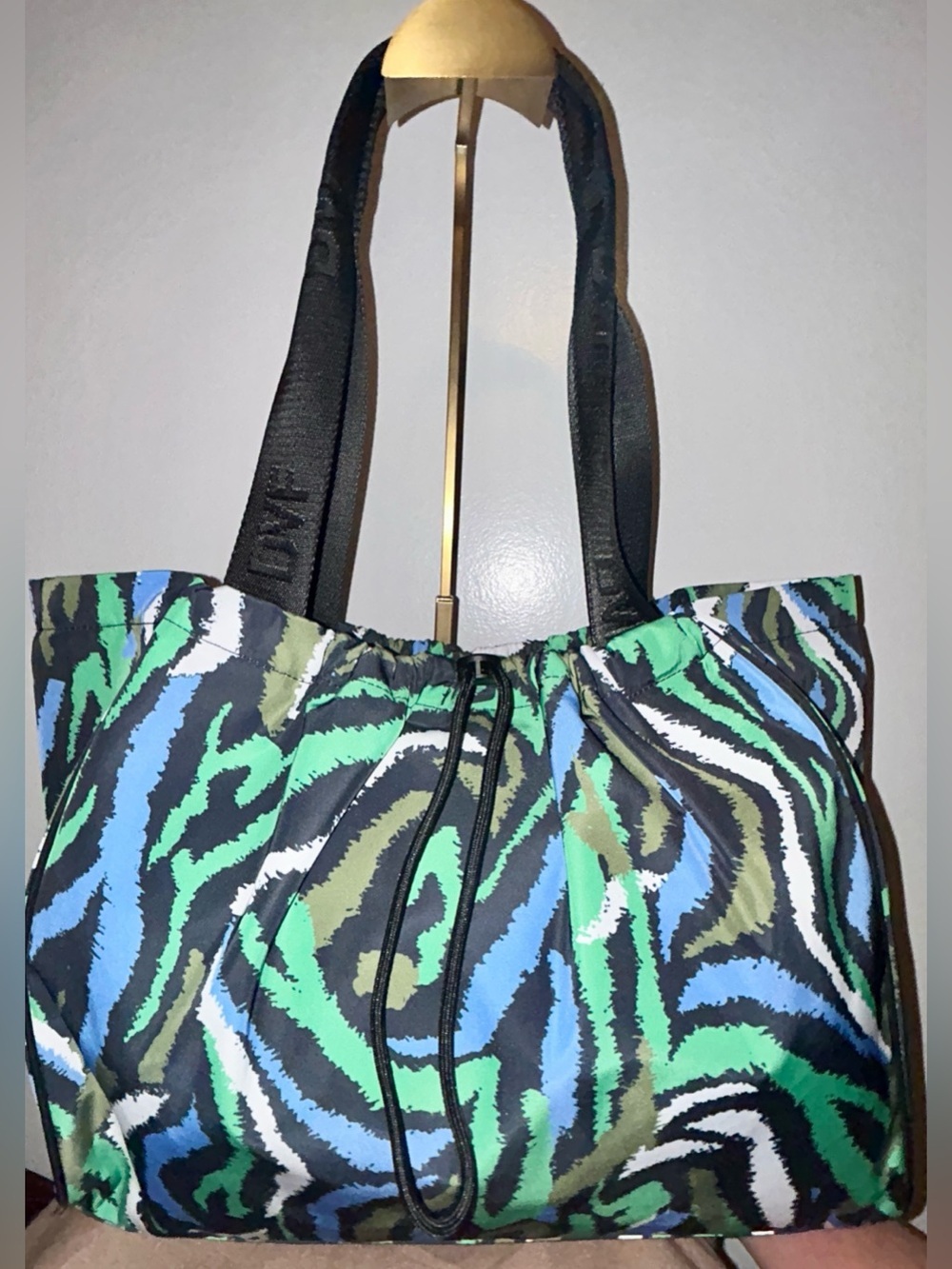 Diane von Furstenberg (DVF) x
Target "Disco Zebra" Tote Bag. NWOT